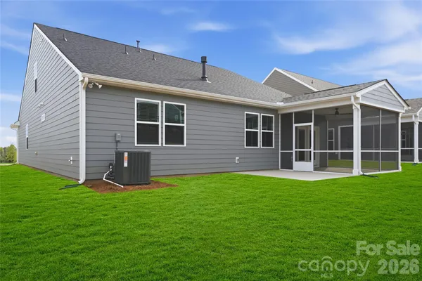 Property Slideshow image 3 of 35 | 1100 arundle rd, Sherrills Ford, NC, 28673