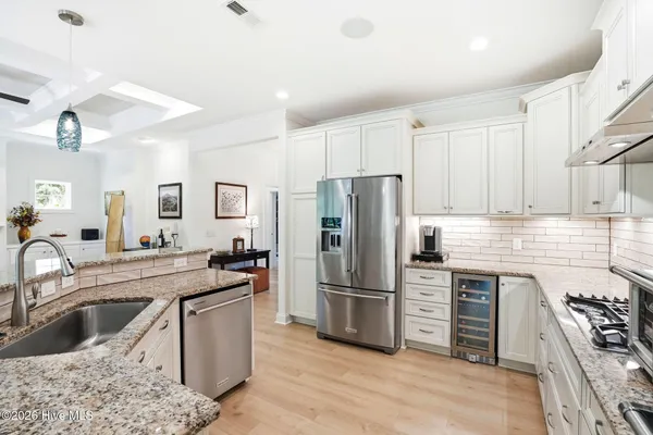 Property Slideshow image 3 of 127 | 3710 friendly orange ct, Leland, NC, 28451
