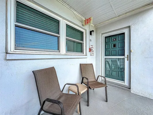 Property Slideshow image 2 of 64 | 5267 81st st 26, St Petersburg, FL, 33709