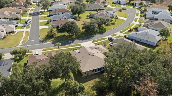 Property Slideshow image 3 of 40 | 5117 river edge ln, Leesburg, FL, 34748