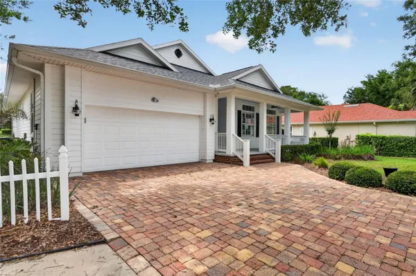 Property Slideshow image 2 of 42 | 4 chinier st, Palm Coast, FL, 32137