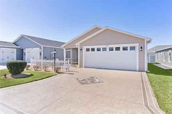 Property Slideshow image 3 of 39 | 6262 siverson ter, The Villages, FL, 32163