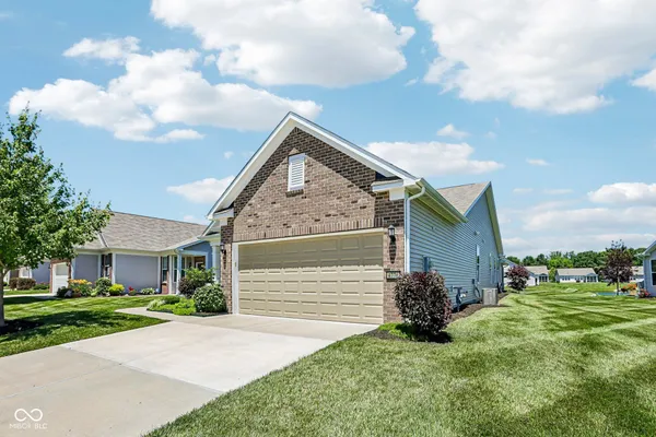 Property Slideshow image 3 of 42 | 4776 allium dr, Plainfield, IN, 46168