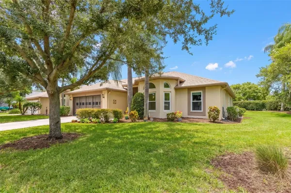 Property Slideshow image 3 of 72 | 1601 laughton pl, Sun City Center, FL, 33573