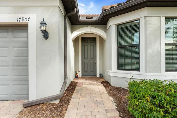 Property Slideshow image 2 of 68 | 17907 eastbrook ter, Bradenton, FL, 34202