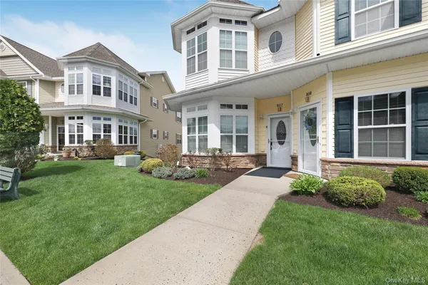 Property Slideshow image 2 of 33 | 807 egrets lndg, Carmel, NY, 10512