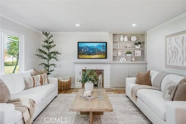 Property Slideshow image 2 of 35 | 229 monte vista 12, San Clemente, CA, 92672