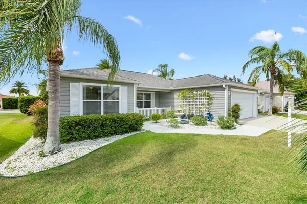 Property Slideshow image 2 of 33 | 2291 montbrook pl, The Villages, FL, 32162