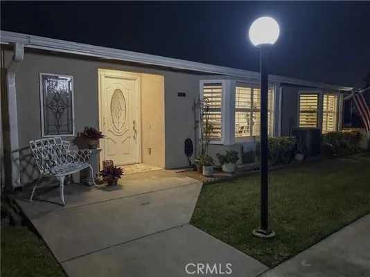 Property Slideshow image 3 of 14 | 13151 shawnee ln, Seal Beach, CA, 90740