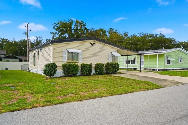 Property Slideshow image 3 of 55 | 1794 fox hill dr, Lakeland, FL, 33810