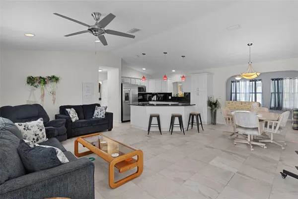 Property Slideshow image 2 of 27 | 10701 se 179th ln, Summerfield, FL, 34491