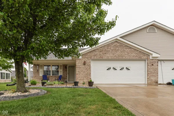 Property Slideshow image 2 of 30 | 7923 park ward pl, Indianapolis, IN, 46259