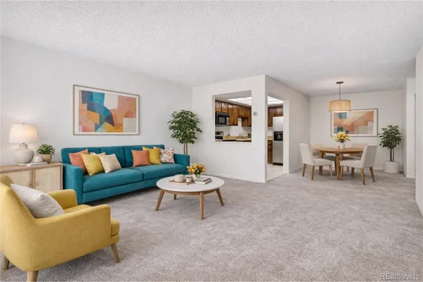 Property Slideshow image 3 of 10 | 14001 e marina dr 103, Aurora, CO, 80014