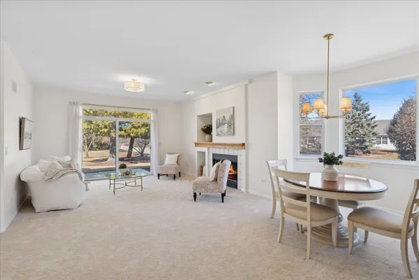 Property Slideshow image 3 of 28 | 2334 meadowcroft ln, Grayslake, IL, 60030