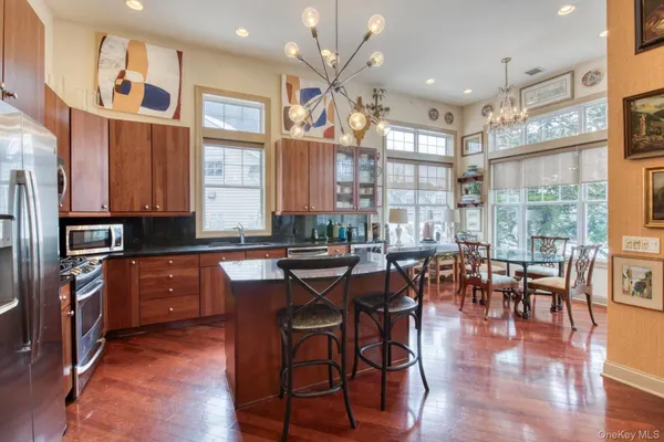 Property Slideshow image 3 of 21 | 135 chopin pl, Eastport, NY, 11941