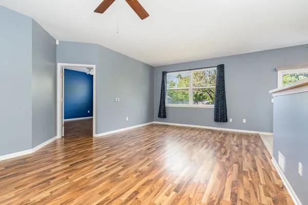 Property Slideshow image 2 of 16 | 1532 w cadillac cir, Romeoville, IL, 60446