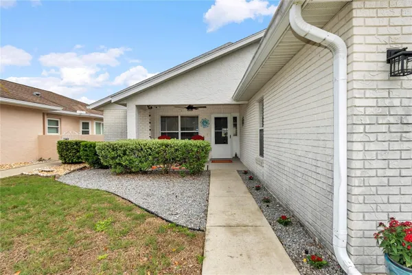 Property Slideshow image 3 of 69 | 9185 sw 90th st, Ocala, FL, 34481