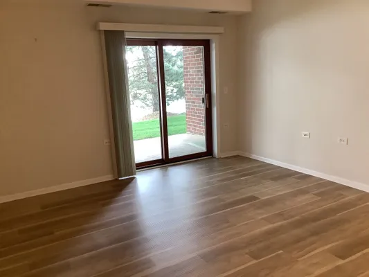 Property Slideshow image 2 of 25 | 6241 misty pines dr unit 1, Tinley Park, IL, 60477