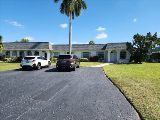 Property Slideshow image 2 of 20 | 3407 42nd st w # 3407, Bradenton, FL, 34205