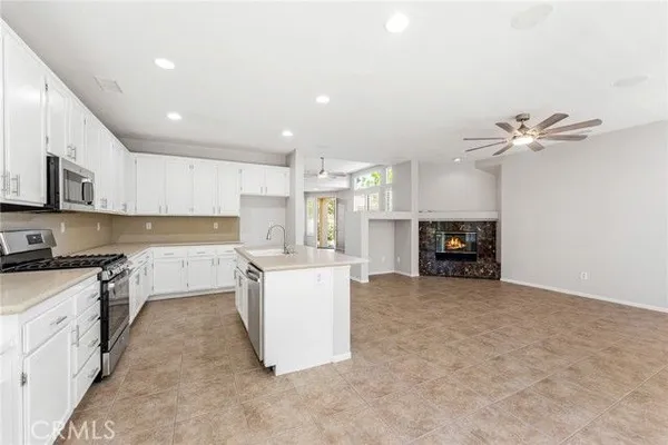 Property Slideshow image 2 of 43 | 28641 coolwater ct, Menifee, CA, 92584
