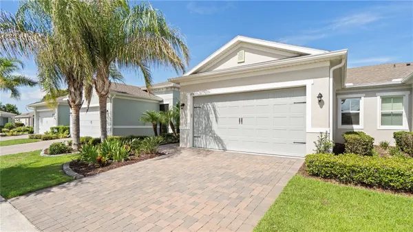 Property Slideshow image 3 of 95 | 1896 flora pass pl, Kissimmee, FL, 34747