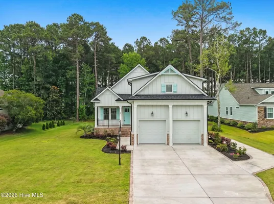Property Slideshow image 3 of 96 | 527 s middleton dr, Calabash, NC, 28467