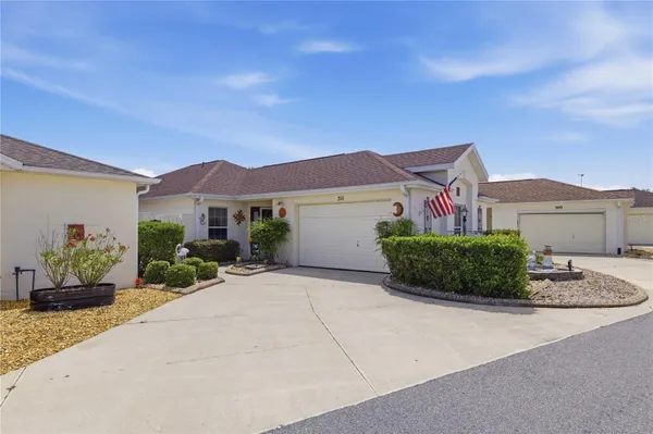 Property Slideshow image 3 of 32 | 511 alameda ave, Lady Lake, FL, 32159