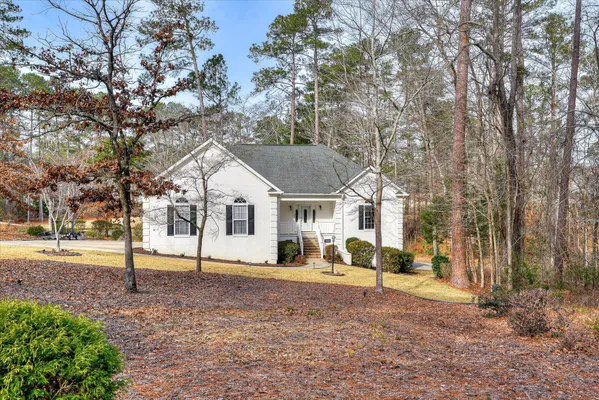 Property Slideshow image 3 of 54 | 216 charleston ln, Mccormick, SC, 29835