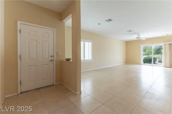 Property Slideshow image 3 of 58 | 7925 fantail dr, North Las Vegas, NV, 89084