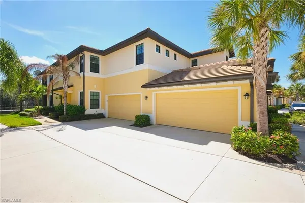 Property Slideshow image 2 of 50 | 10517 casella way apt 201, Fort Myers, FL, 33913