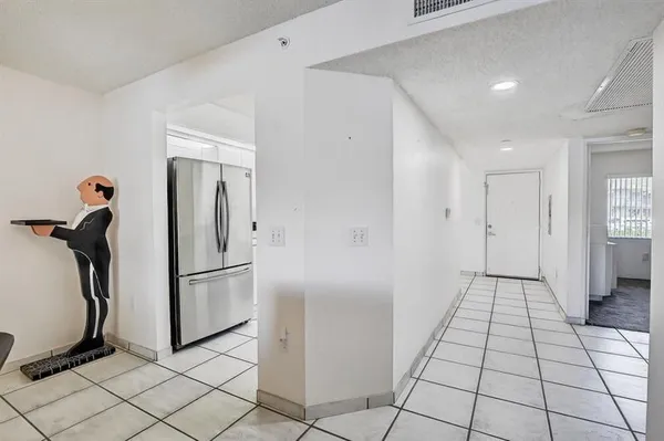 Property Slideshow image 3 of 70 | 1001 sw 141st ave, Pembroke Pines, FL, 33027