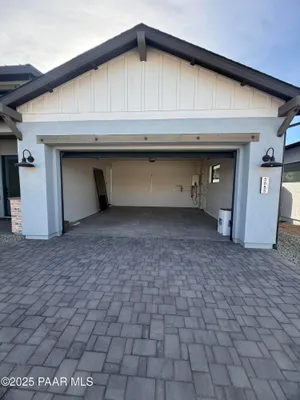 Property Slideshow image 3 of 33 | 5685 e blackburn ct, Prescott Valley, AZ, 86314