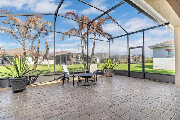 Property Slideshow image 2 of 39 | 5017 e fountainwood dr, St Cloud, FL, 34772