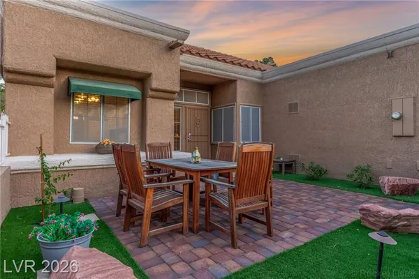 Property Slideshow image 2 of 32 | 2712 showcase dr, Las Vegas, NV, 89134