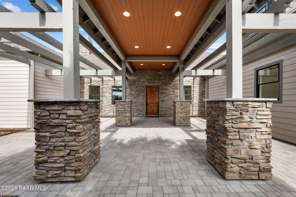 Property Slideshow image 3 of 67 | 15090 n meander mountain way, Prescott, AZ, 86305