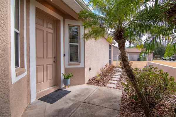 Property Slideshow image 2 of 64 | 21433 diamonte dr, Land O Lakes, FL, 34637