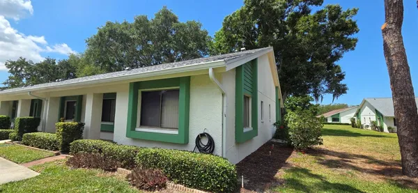 Property Slideshow image 2 of 49 | 2532 royal pines cir 21f, Clearwater, FL, 33763