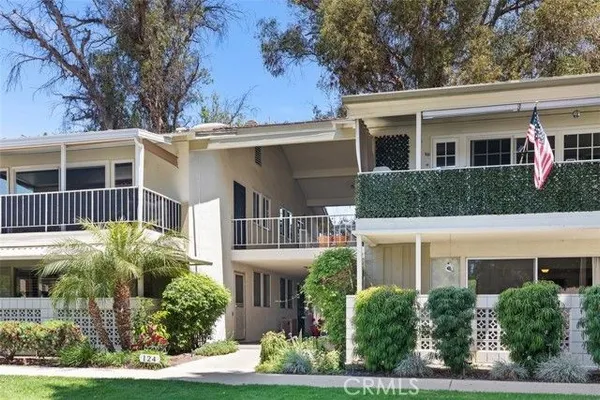 Property Slideshow image 3 of 45 | 124 via estrada d, Laguna Woods, CA, 92637