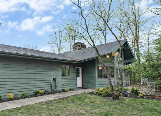 Property Slideshow image 2 of 37 | 149 sugarbush cir, Crossville, TN, 38558