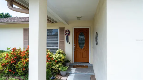 Property Slideshow image 2 of 15 | 150 stafford cir, Palm Harbor, FL, 34684