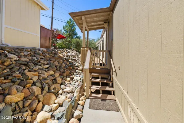 Property Slideshow image 2 of 20 | 2091 prescott canyon cir, Prescott, AZ, 86301