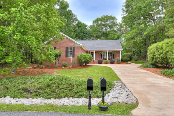 Property Slideshow image 3 of 44 | 138 evergreen ln, Mc Cormick, SC, 29835