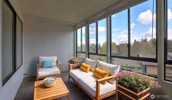 Property Slideshow image 2 of 23 | 10821 glen acres dr s c, Seattle, WA, 98168