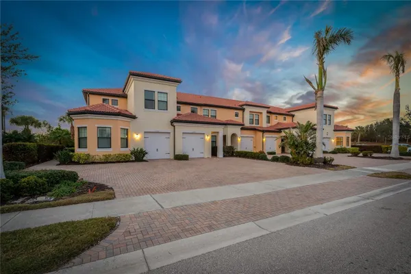 Property Slideshow image 3 of 64 | 23085 banbury way 103, Venice, FL, 34293