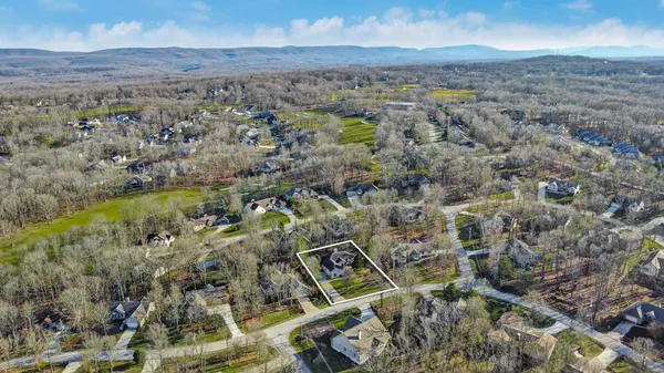 Property Slideshow image 3 of 45 | 163 havenridge cir, Crossville, TN, 38558