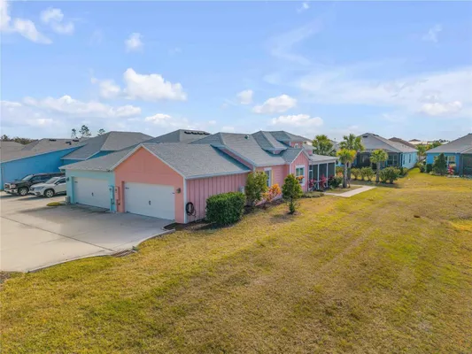 Property Slideshow image 3 of 26 | 521 landshark blvd, Daytona Beach, FL, 32124