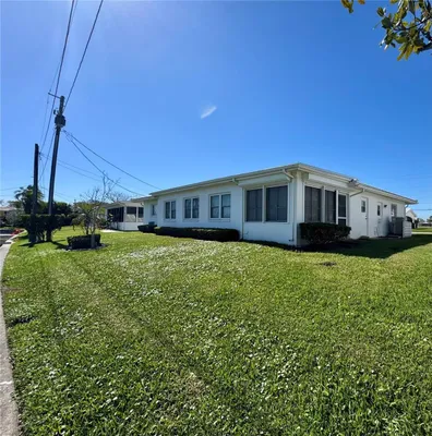 Property Slideshow image 3 of 56 | 10063 40th st n # 3, Pinellas Park, FL, 33782