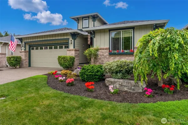 Property Slideshow image 3 of 36 | 4345 sinclair loop, Lacey, WA, 98516