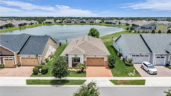 Property Slideshow image 3 of 54 | 2665 meadowedge loop, St Cloud, FL, 34772