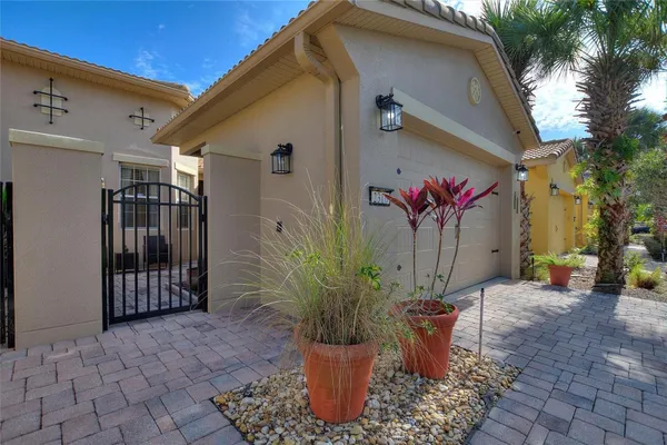 Property Slideshow image 2 of 61 | 2316 palm tree dr, Kissimmee, FL, 34759